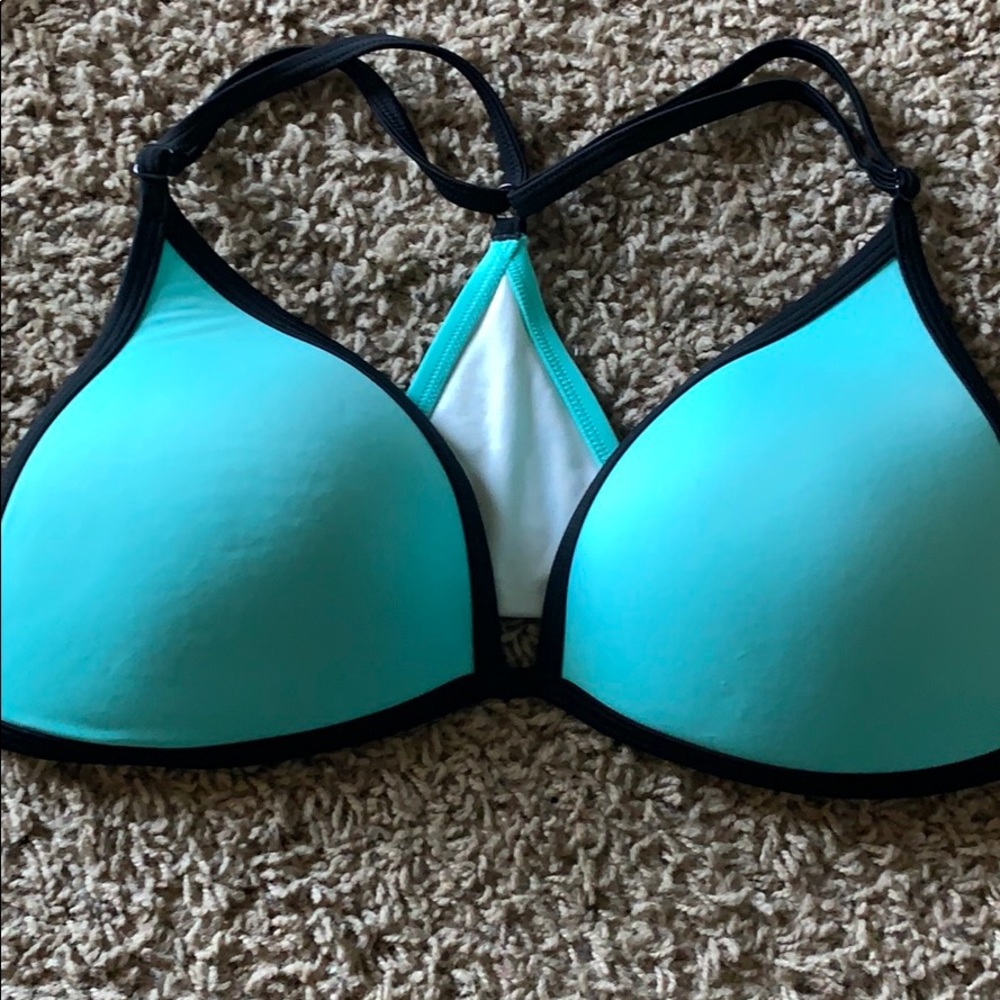 PINK Victoria secrecy’s bikini top